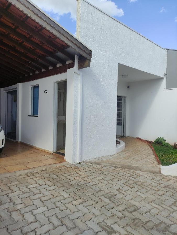 Lindo quarto c/ banheiro privativo Jaú Exterior foto